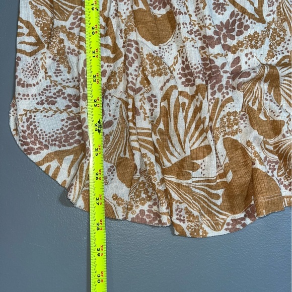 Free People NWT Sugarcane Crisscross Sleeveless Boho Blouse Tank Top Size Small - Picture 3 of 8